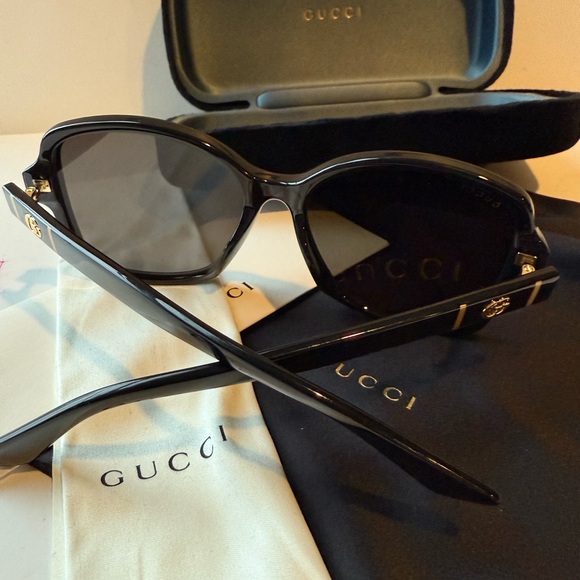 Gucci Black Sunglasses Women's Sunglasses, GG0765Sa - Picture 4 of 11